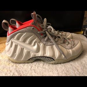 Yezzy foams with glow in dark bottom(sold)